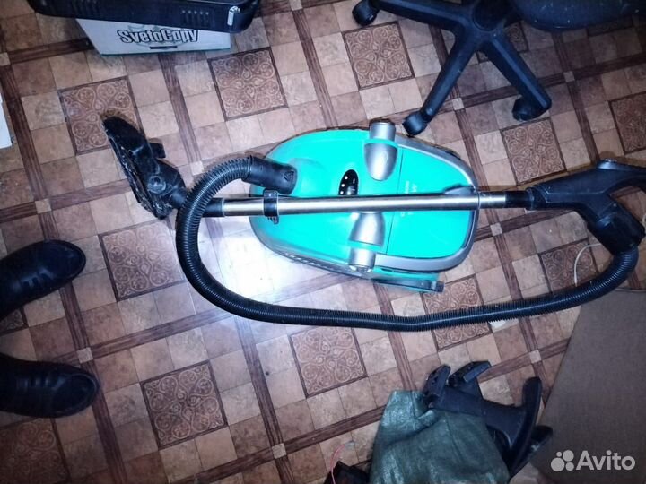 Пылесос cameron 1800W