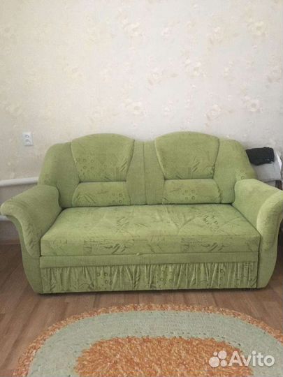 Диван