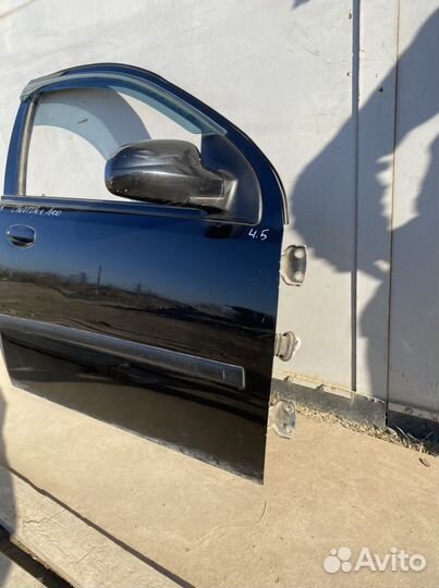 Передняя правая дверь Chevrolet Aveo хэтчбэк