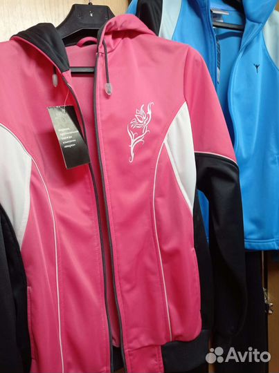 Спортивный костюм женский