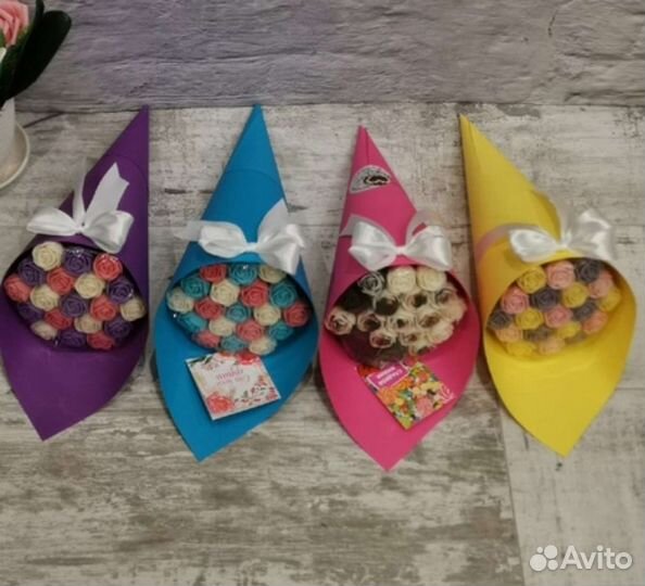 Букеты из шоколадных роз