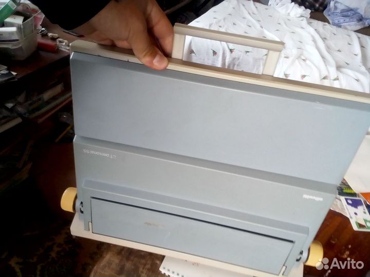 Пишущая машинка Olivetti ET personal 55