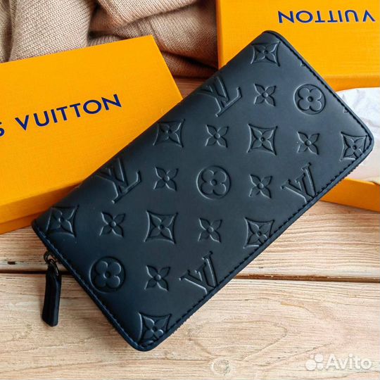 Портмоне кожа с тиснением Louis Vuitton