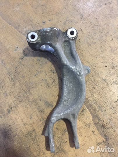 Вилка амортизатора правая Audi A5 8W8 2.0 DLV