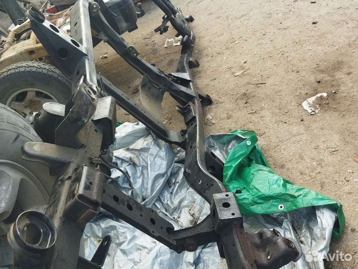 Рама mitsubishi pajero 2