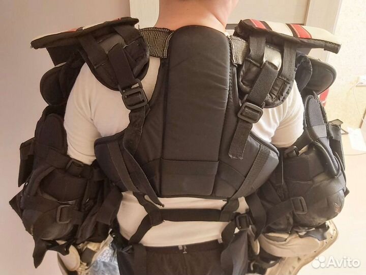 Нагрудник хоккейный вратарский, блин, ловушка