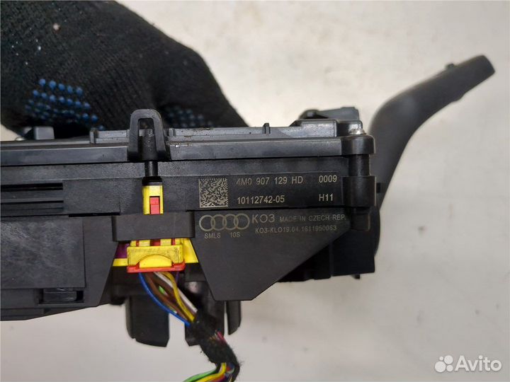 Переключатель поворотов и дворников Audi A4 (B9)