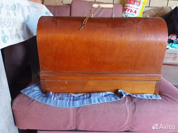 Швейная машина Подольск ручная