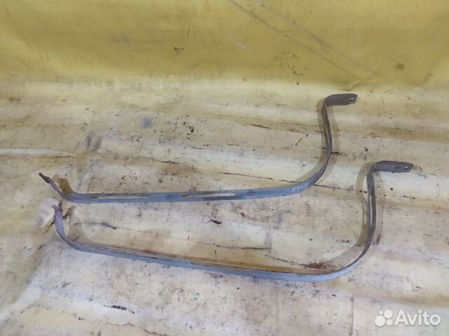 Кронштейн топливного бака Cadillac SRX 2003-2009