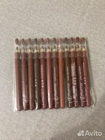 Карандаш для губ