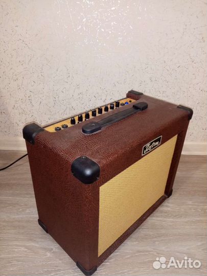 Комбоусилитель