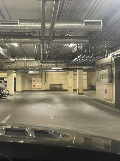 Машиноместо