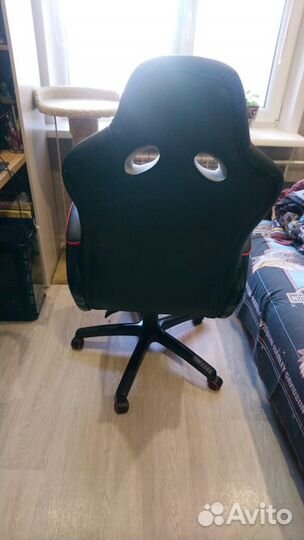 Компьютерное кресло