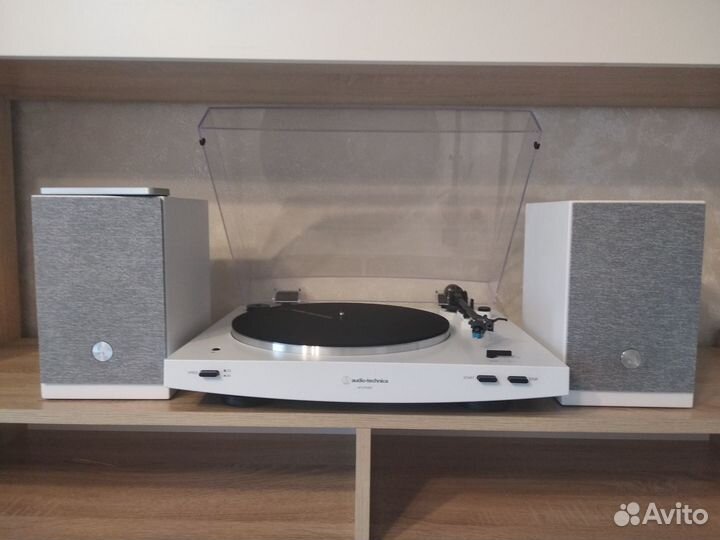 Виниловый проигрыватель Audio-Technica