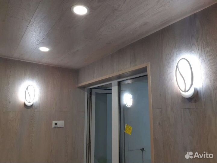 Остекление, отделка балкона