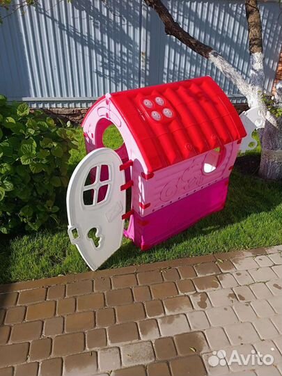 Детский игровой пластиковый домик