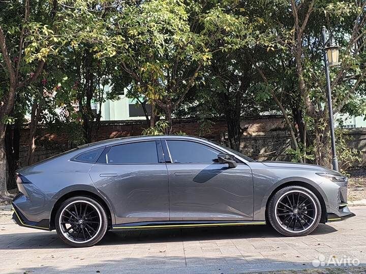 Changan UNI-V 1.5 AMT, 2022, 10 345 км