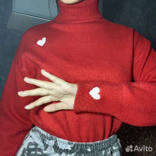 Свитер с сердечками