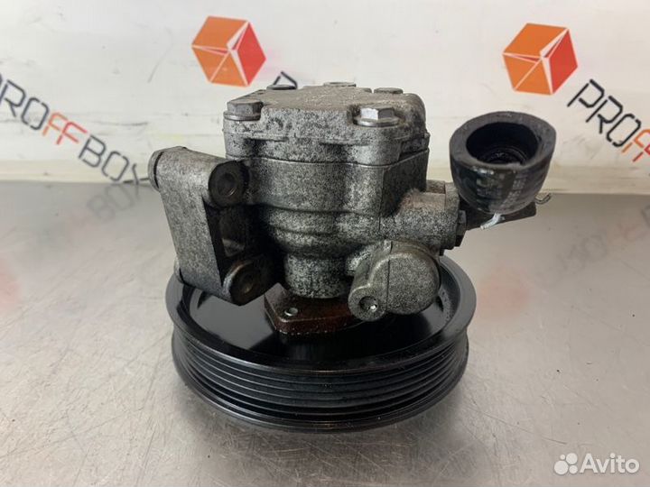 Насос гидроусилителя руля Mercedes C-Class W203