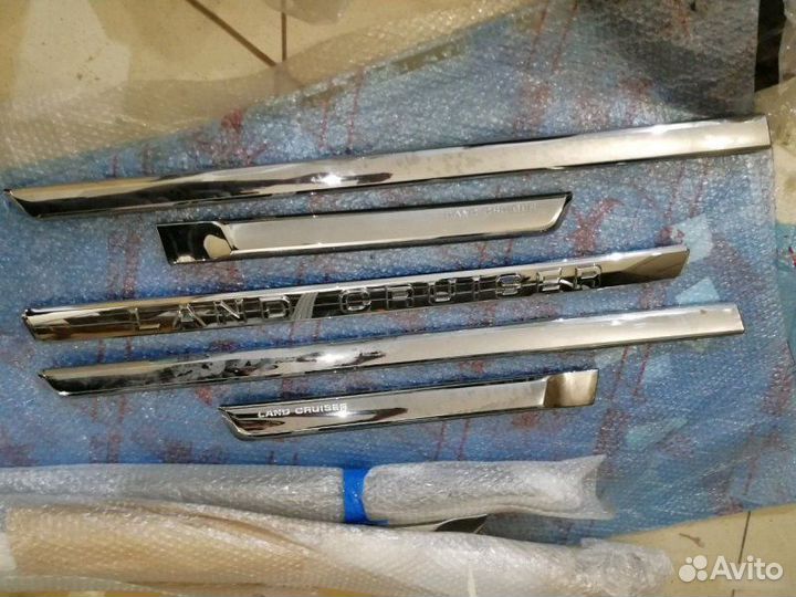 Комплект хрома Toyota Land Cruiser 200