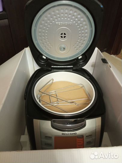 Мультиварка redmond RMC M4502