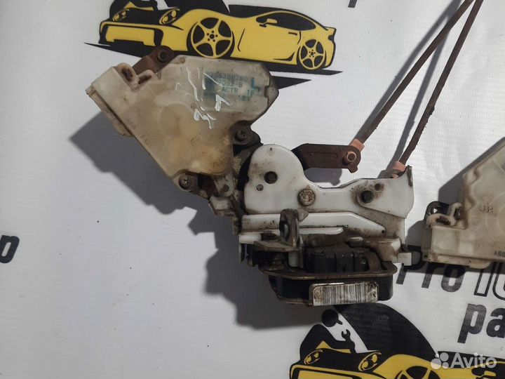 Nissan almera дверные замки