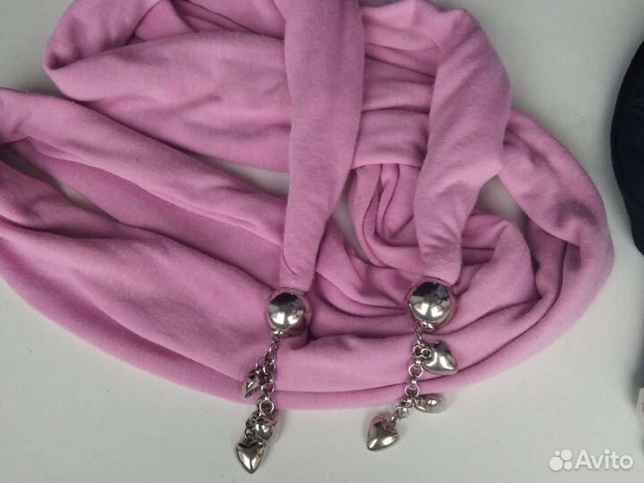 Шарфы с украшениями