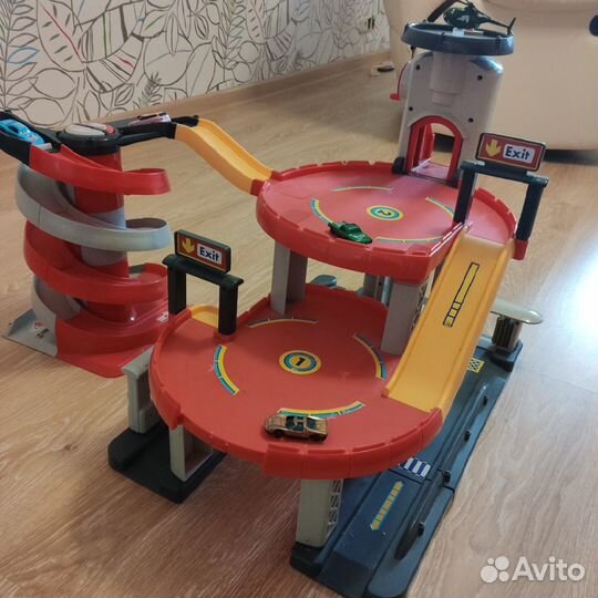 ELC - Гоночный трек 