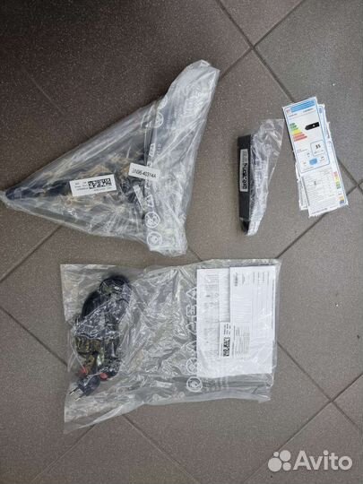 Монитор Samsung C24F396FHI