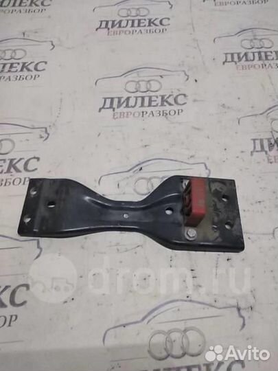 Кронштейн глушителя VW Tiguan 2007-2011