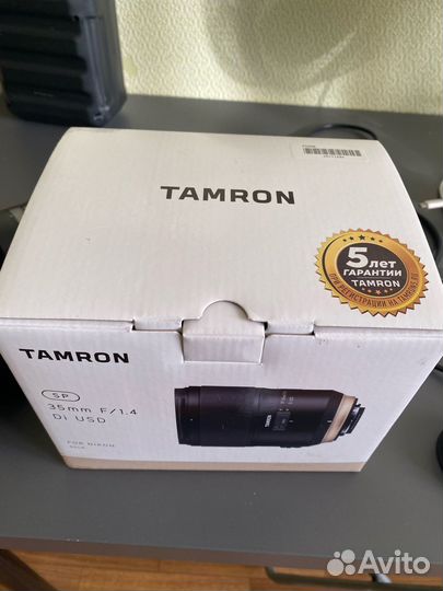 Tamron 35 f1.4 Nikon F