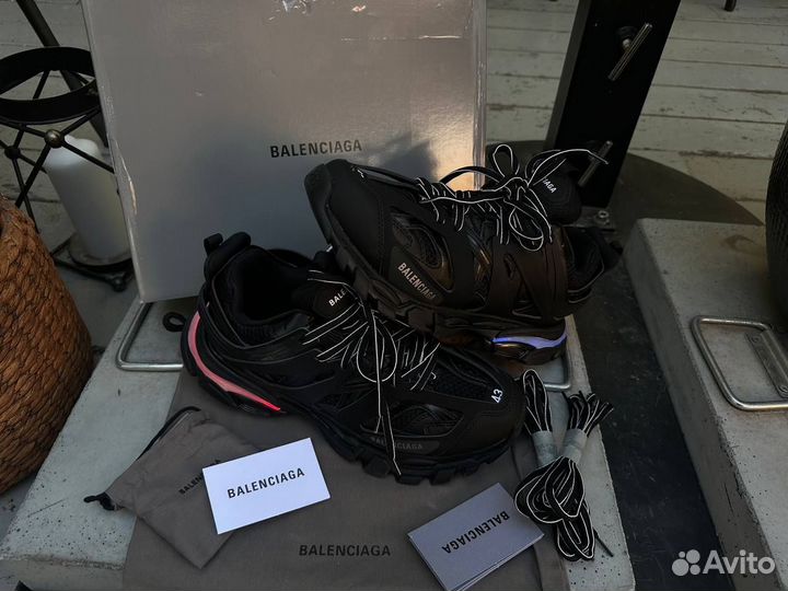 Кроссовки Balenciaga track LED