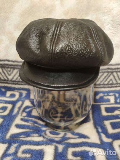 Кепка кожаная
