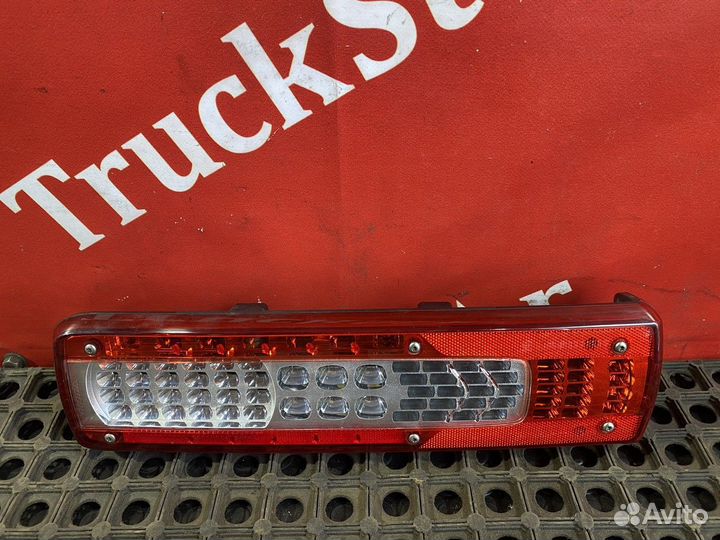 Фонарь задний правый Volvo FH