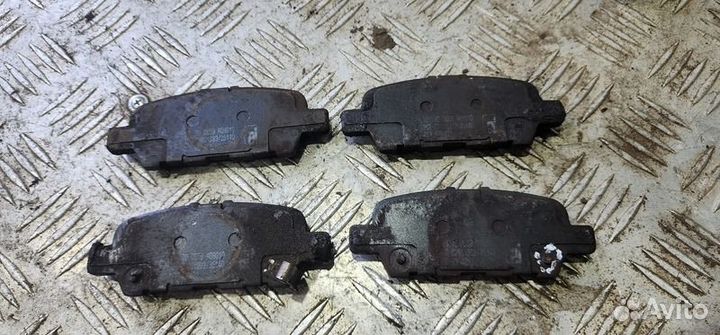 Колодки тормозные задние Nissan Juke F15