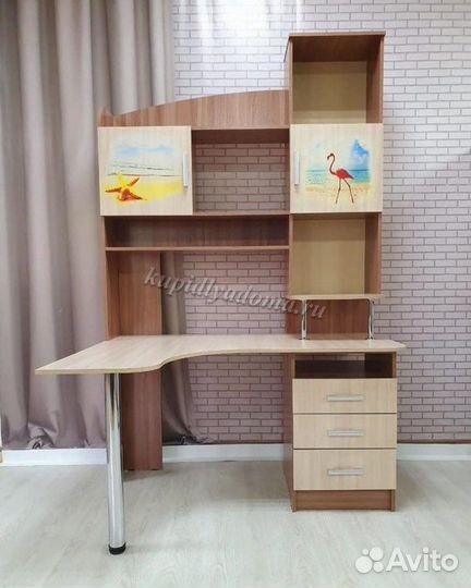 Стол компьютерный №3 в наличии