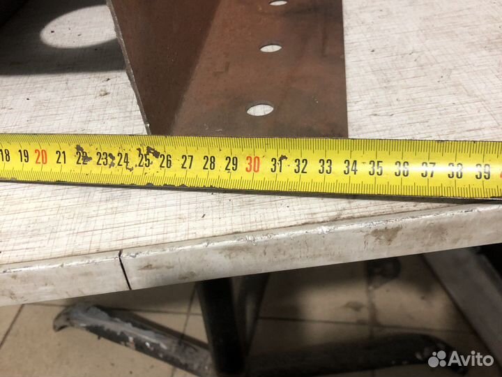 Кронштейн передней стенки самосвала