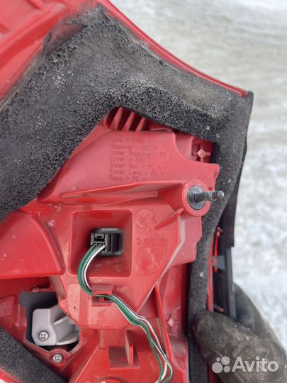 Toyota Rav 4 Задний правый фонарь