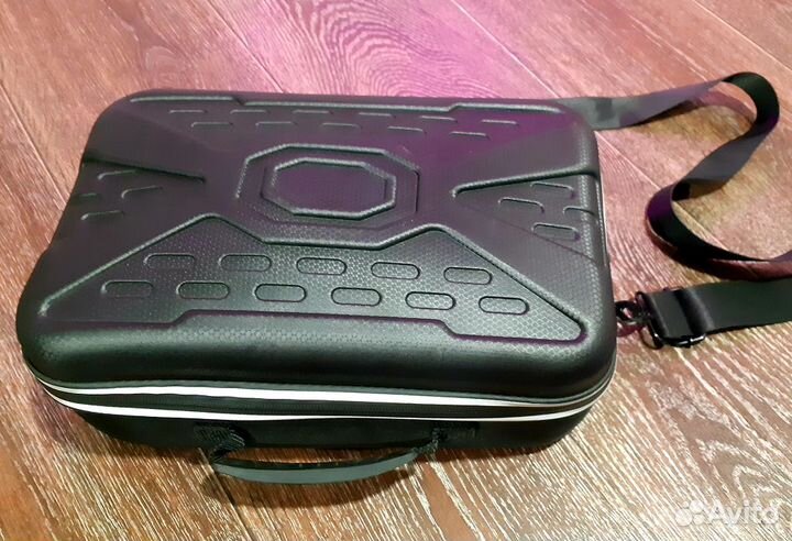 Шлем виртуальной реальности Oculus Quest 2