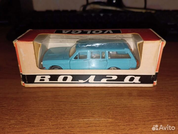 Волга газ 24-02 СССР редкие цвет