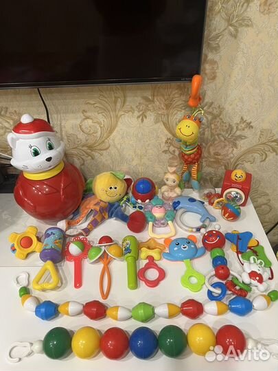 Погремушки, игрушки от 0