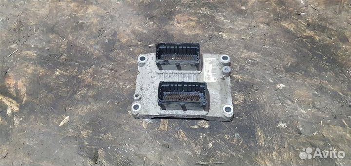 Блок управления двигателем Opel Astra H 2004-2014