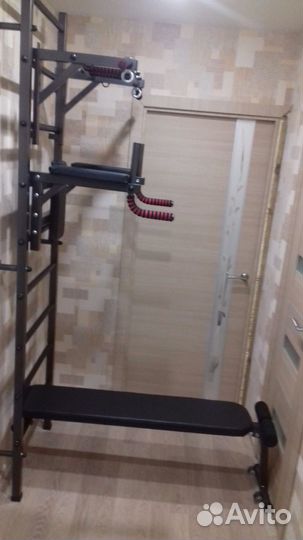 Шведская стенка и турник 3 хвата