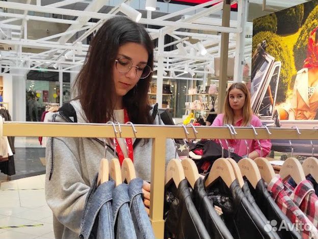 Подработка на время.Без опыта.Гибк.график.Продавец