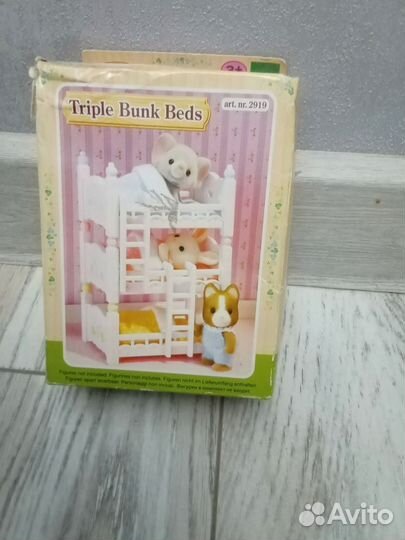 Sylvanian families доктор, посуда, туалет, кровать