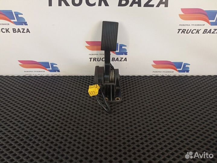 Педаль газа