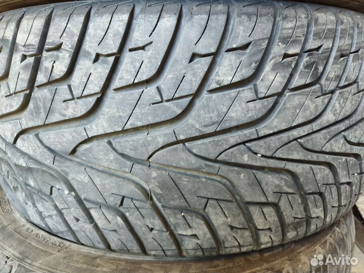 Hankook Ventus ST RH06 285/35 R22