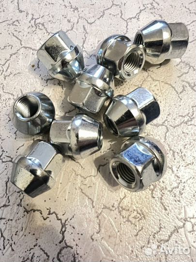 Гайка колеса М12х1.5/25 конус ключ 19