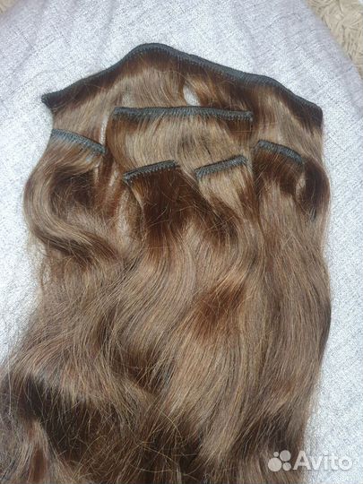 Натуральные волосы на заколках