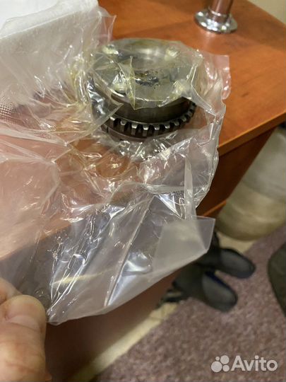 Муфта распредвала выпускная левая A2760501347